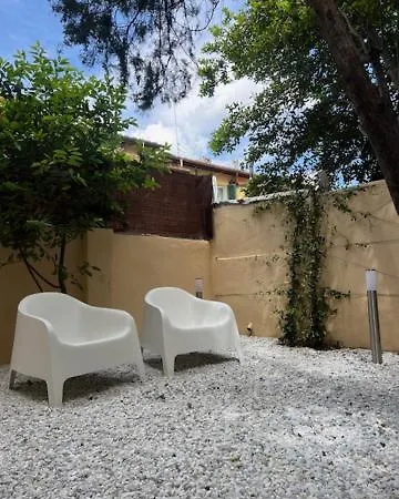 Apartment Chicca House *